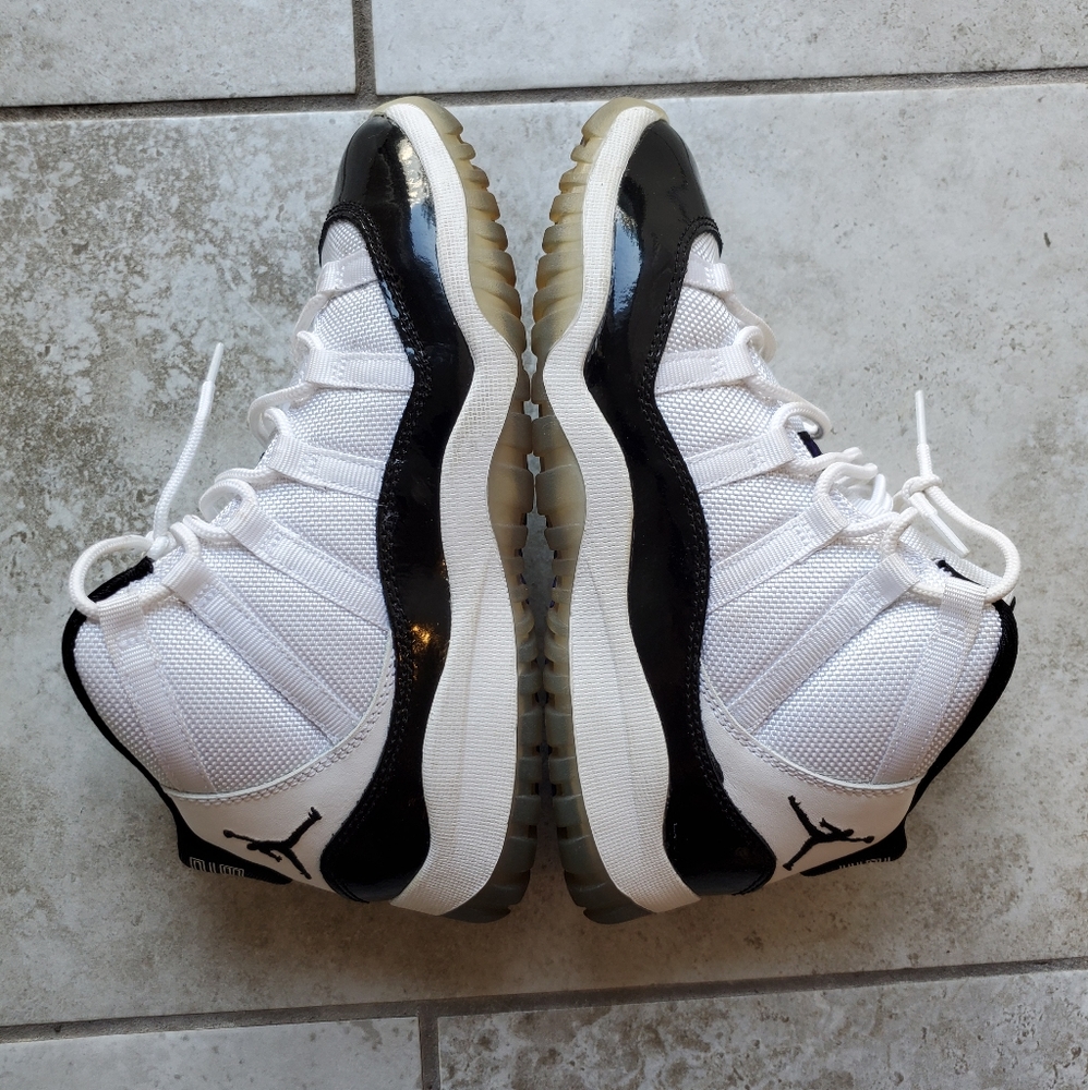 Air Jordan Retro XI Concord 2011 (PS)